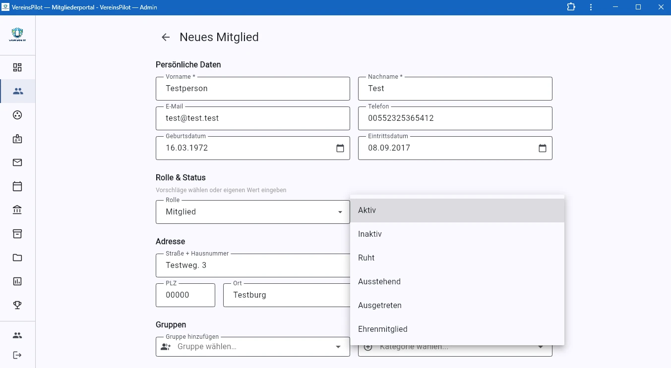Status-Dropdown mit allen Mitgliedsstatus